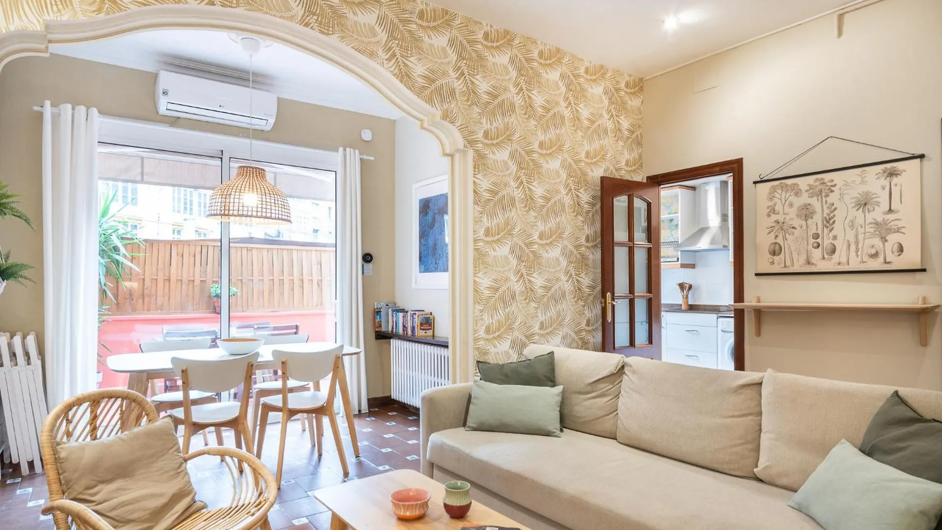 Spacious & Sunny Apt With Terrace In The City Center 巴塞罗那 公寓