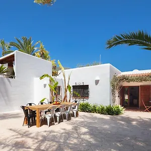 can-teo-villa-in-ibiza.balearic-islands.net/